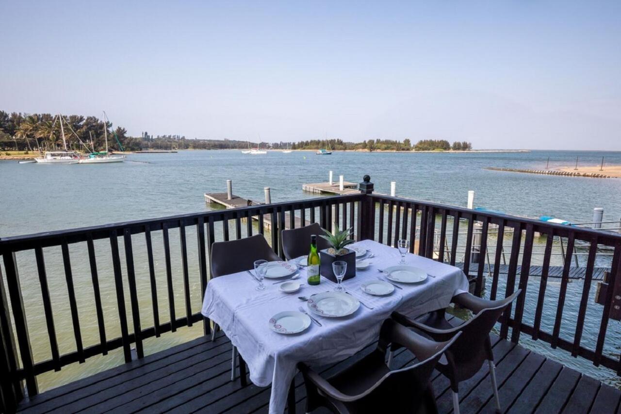 Hotel Wild Rocks à Richards Bay Extérieur photo